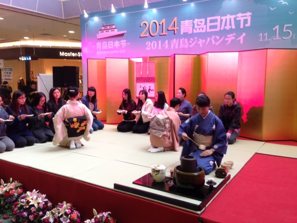 剣道のデモンストレーション（青島日本人会剣道同好会） 